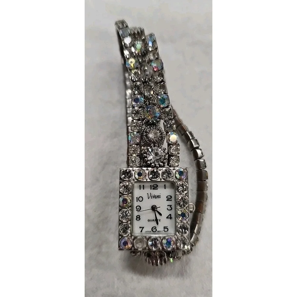 Vivani, Women's, Crystal Adorned, Bling Wristwatch, Untested Need Battery To Try